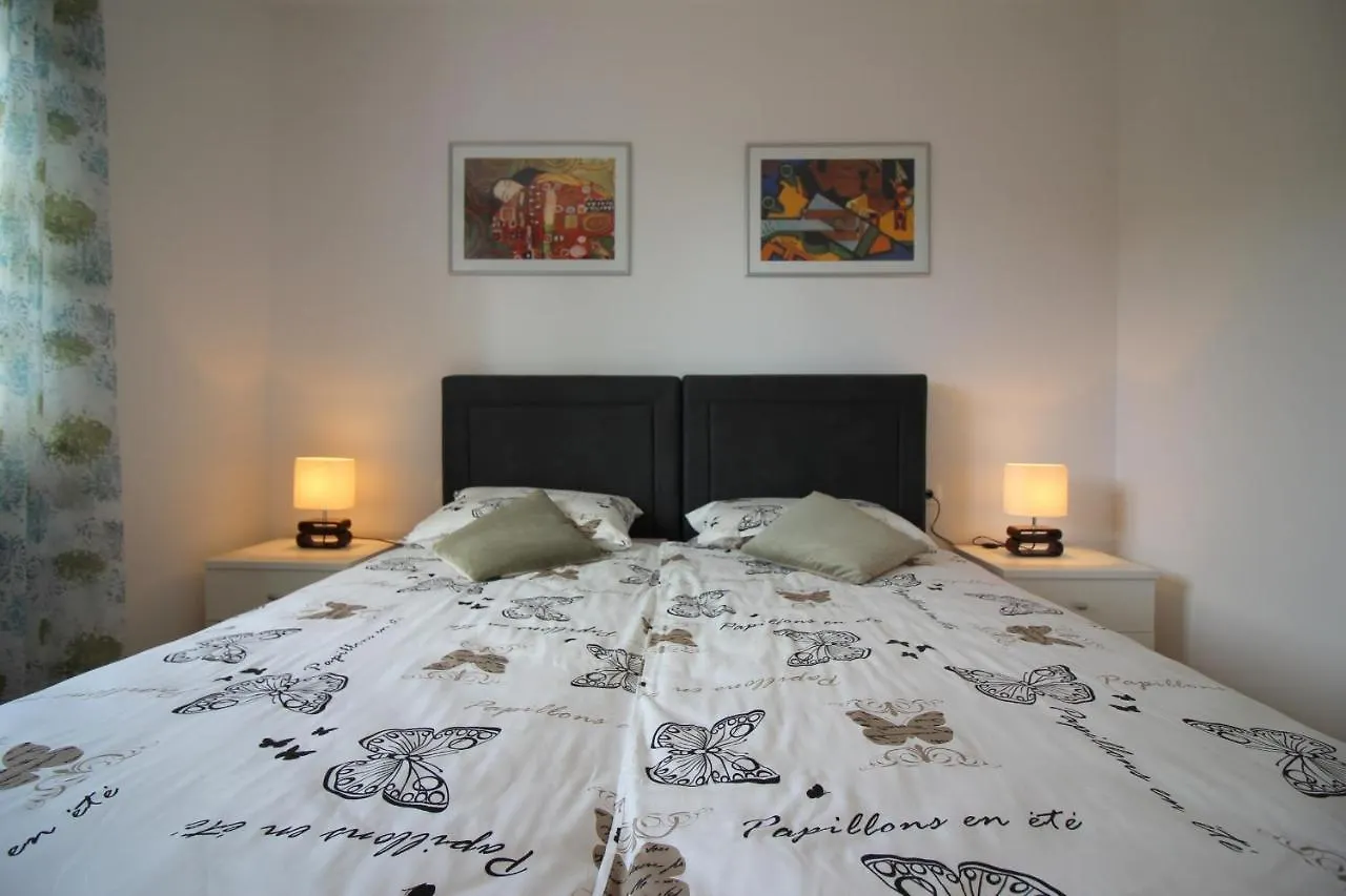 Apartment Agata In City Center Poreč 0*,